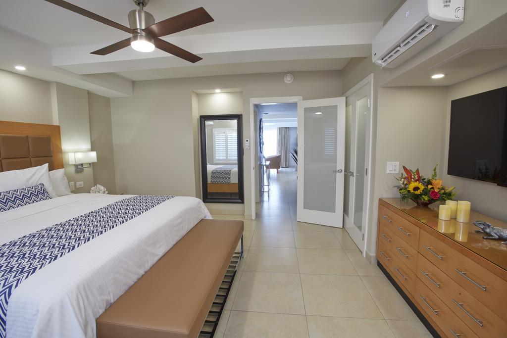 Divi Dutch Village Beach Resort Palm Beach Esterno foto